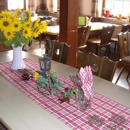 Gasthaus Zum Baeren Gaestehaus Wittighausen Екстер'єр фото