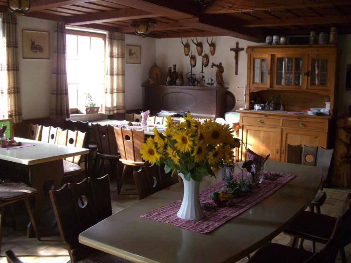 Gasthaus Zum Baeren Gaestehaus Wittighausen Екстер'єр фото